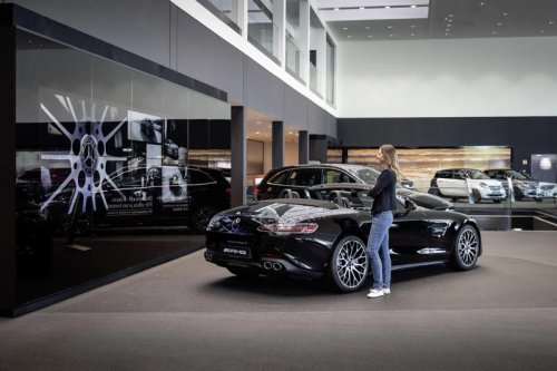 Australian car dealers lose again as court rules in favour of Mercedes-Benz