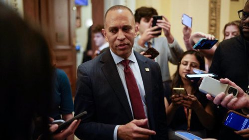 Some of Mamdani&rsquo;s far-left allies want to primary Hakeem Jeffries and other NYC Democrats