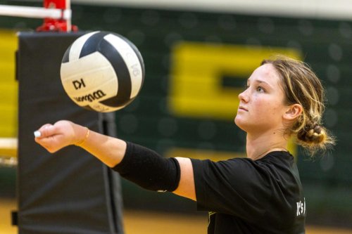 SEC-bound Lyla Huggins and Addyson Avery keep Trinity Catholic volleyball's expectations sky high