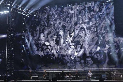 &lsquo;The 90s look more fun than now&rsquo;: Meet the 20-something Oasis superfans