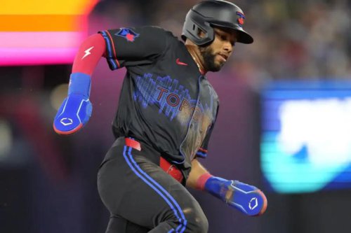 Milwaukee Brewers trade for speedy Dodgers outfielder