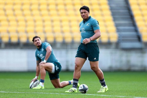 Training mishap rules All Blacks ace out of series