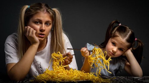Top 10+ Signs Your Kids Need A Babysitter &amp; 10 They Can Do Without One