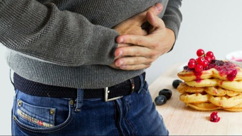 Top 10+ Signs of an Unhealthy Gut &amp; 10 Tips to Fix Your Diet