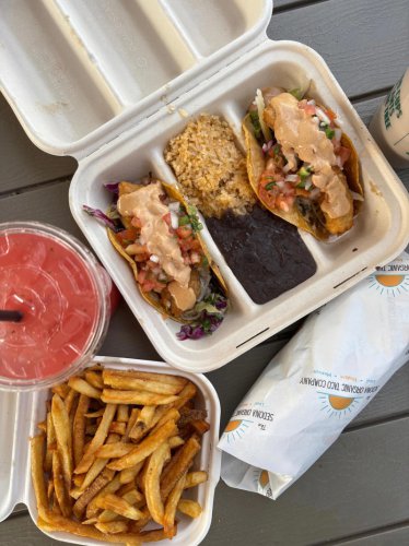 2 Mexican food trucks in Arizona named best in US. Neither are in Phoenix