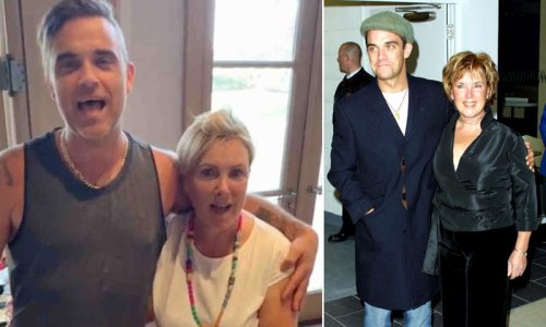 Robbie Williams gives sad update on mum's health