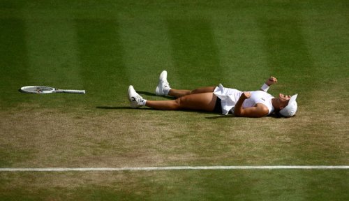 Swiatek thrashes rival in final in 114-year Wimbledon first