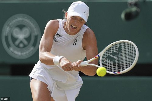Iga Swiatek creates Wimbledon history with incredible 6-0, 6-0 final victory over Amanda Anisimova