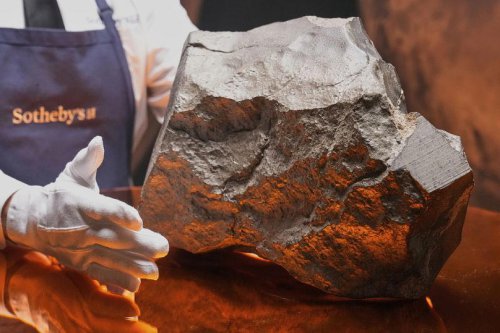 The biggest piece of Mars on Earth is being auctioned off in New York