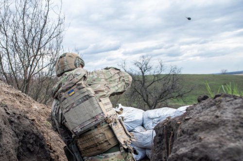 Ukrainian forces strike: soldiers destroy odd North Korean weapon