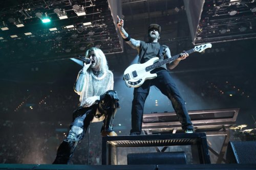 Linkin Park won't play 'sad' song after singer's death