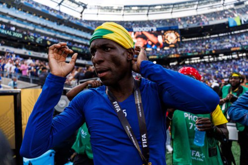 Chelsea set huge asking price for Man United target