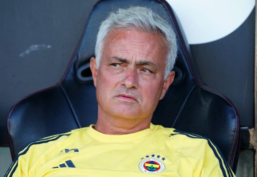 Mourinho sends warning to Arsenal over Gyokeres