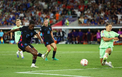 England v Italy live: Michelle Agyemang saves Lionesses with last-gasp equaliser in Euro 2025 semi-final