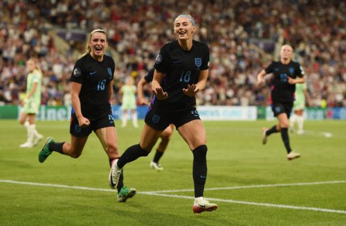 England v Italy live: Chloe Kelly completes miraculous Lionesses comeback to book place in Euro 2025 final