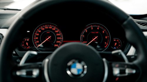 The 10 Best Cars With Digital Speedometers &amp; The 10 Best With Analog Ones