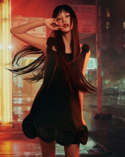 Jisoo Explores a Futuristic New Look With Self-Portrait