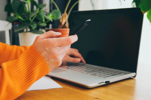 Millions warned to look out for &lsquo;how are you&rsquo; scam message