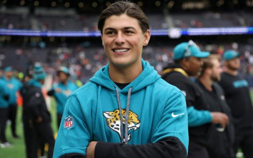 Louis Rees-Zammit to return to rugby after failed NFL stint