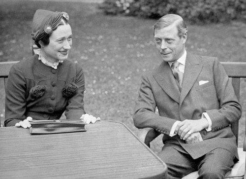Royals who abdicated the throne or stepped back