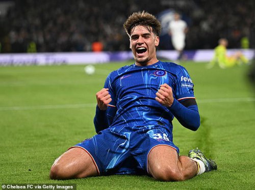 Sunderland win the race to sign Chelsea wonderkid on loan as they continue &pound;1113m summer spree