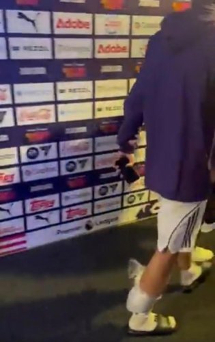 Manchester United sweat on Rasmus Hojlund fitness, as striker is seen with ice pack strapped to calf