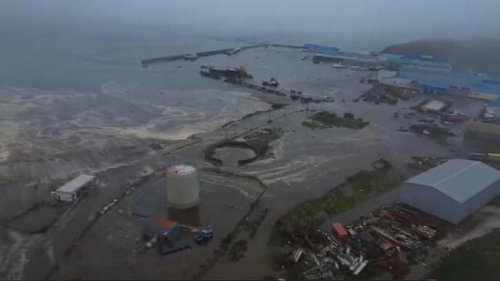 I&rsquo;ve studied tsunamis for 25 years &ndash; these are the warning signs one is on its way