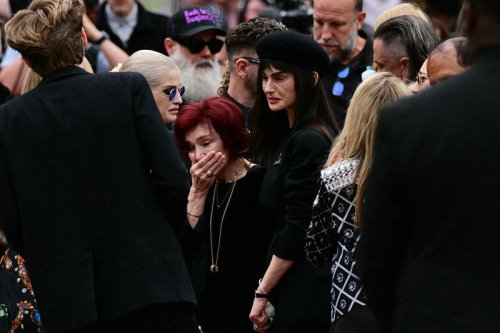 Aim&eacute;e Osbourne, daughter of Ozzy and Sharon, makes rare public appearance at dad&rsquo;s funeral