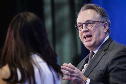Fed Officials Take Cool Jobs Report in Stride
