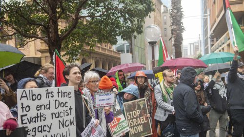 Judgment day delayed over Harbour Bridge march