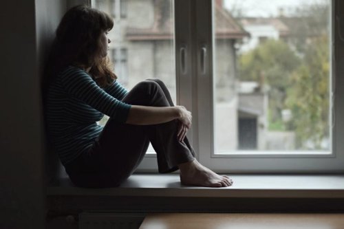 The first signs of loneliness &ndash; and when you should ask for help