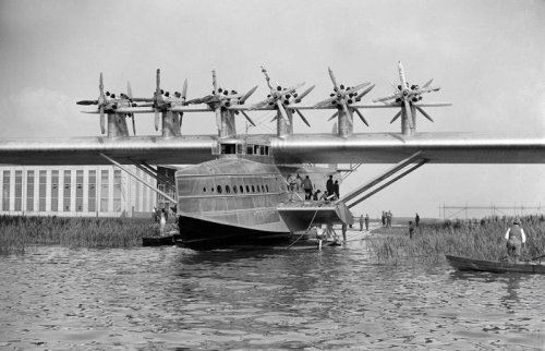Vintage images of the world's most beautiful luxury seaplanes