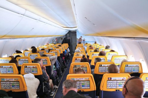 The ideal flight time: Early shift, late show or something in between?