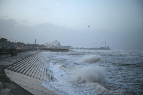 Storm Floris to hit UK on Monday with heavy wind and rain forecast