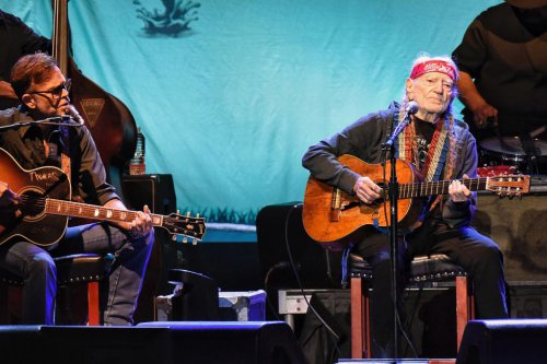 Bob Dylan, Willie Nelson, Wilco, Lucinda Williams Storm Jones Beach at Outlaw Festival