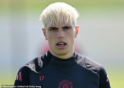Jose Mourinho's Fenerbahce 'pushing to sign' one of Man United's five 'Bomb Squad' outcasts