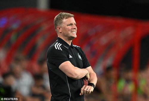 Eddie Howe reveals Newcastle are working with two midfielders less than he needs