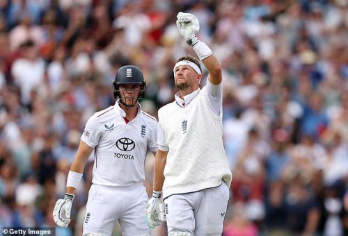 Joe Root pays emotional tribute to former mentor Graham Thorpe after reaching 39th Test century