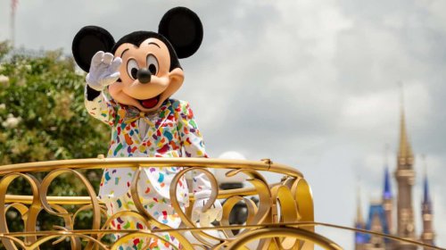 What You&rsquo;re Not Allowed to Do While Working for Disney, According to Ex-Employees