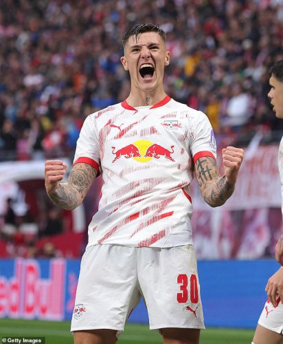 Newcastle pushing to agree Benjamin Sesko deal with RB Leipzig - with Man United still in the race