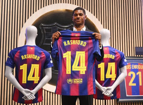 Transfer news live: Liverpool ready Isak bid, Gyokeres undergoes Arsenal medical, Man United target Watkins