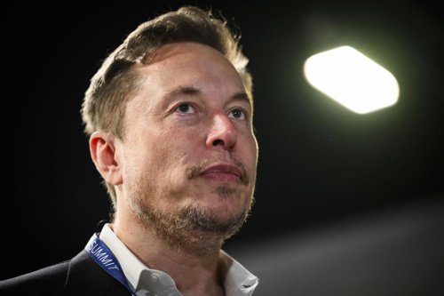 Elon Musk&rsquo;s Net Worth Drops $17 Billion As Tesla Shares Plunge