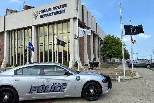 Ohio officer dies after shooter lying in wait ambushed police who parked to eat lunch