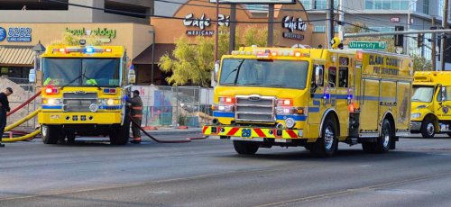 VIDEO: Fire destroys Las Vegas shopping complex, 8 businesses damaged, including post office