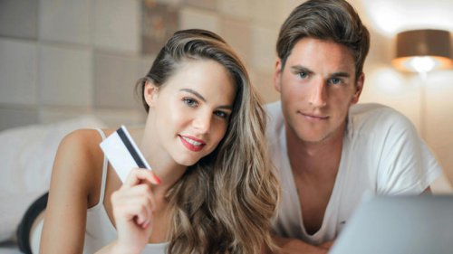 Top 20+ Expenses You Shouldn't Charge On Your Credit Card