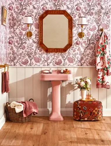 How to add floral decor without ageing your home