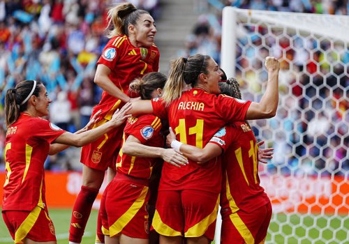 England seize Euro 2025 glory over Spain after Chloe Kelly settles dramatic penalty shootout