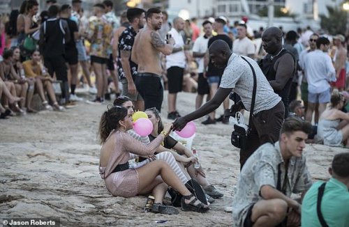 Brits warned as popular party island gets hit by drug 'epidemic'