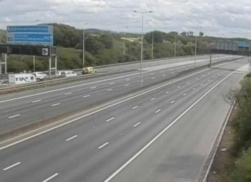 Traffic stops on motorway after police incident
