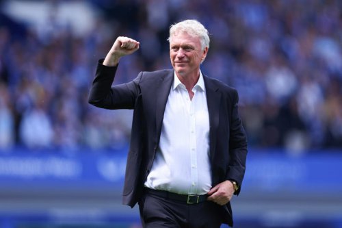 Everton make surprise &pound;31m offer for Liverpool target